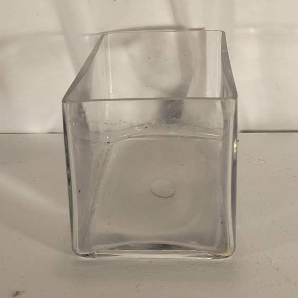 Rectangular Vase - Picture 4 of 4